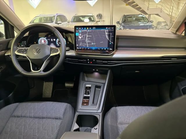 Volkswagen Golf 1.5 eTSI DSG Life