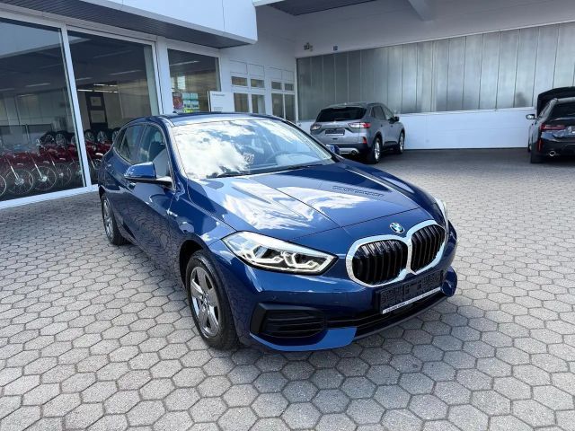 BMW 116 116i Sedan