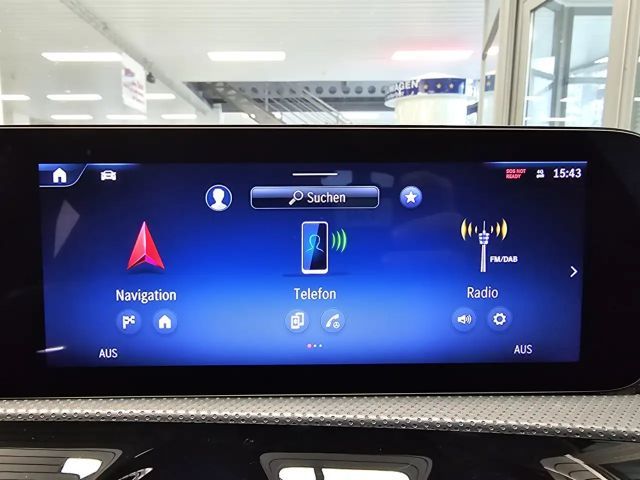 Mercedes-Benz CLA 250 AMG Line Sedan