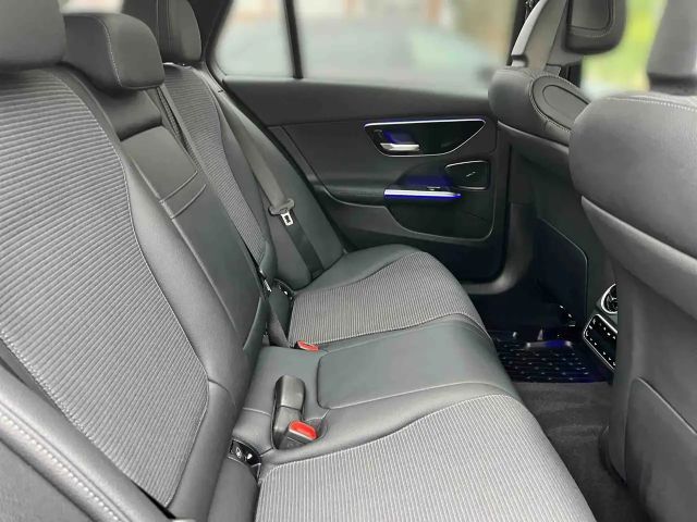 Mercedes-Benz C 220 AVANTGARDE C 220 d Estate