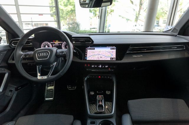 Audi A3 35 TFSI S-Line S-Tronic Sportback