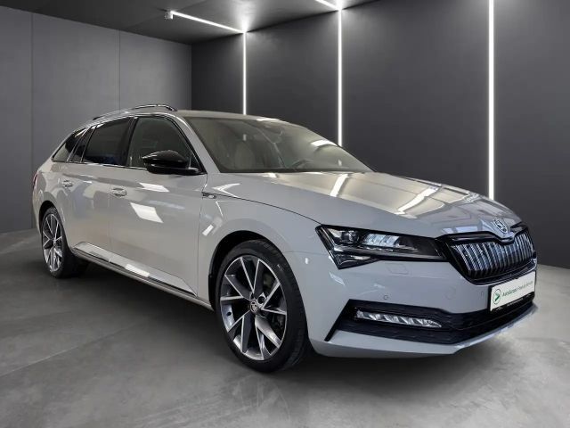Skoda Superb Sportline iV