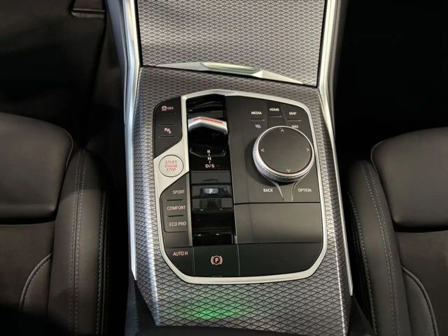 BMW 320 320d M-Sport Touring xDrive