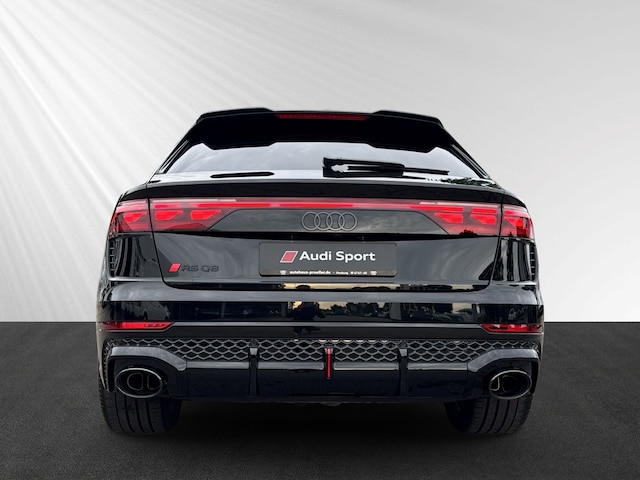 Audi RS Q8 Performance Quattro