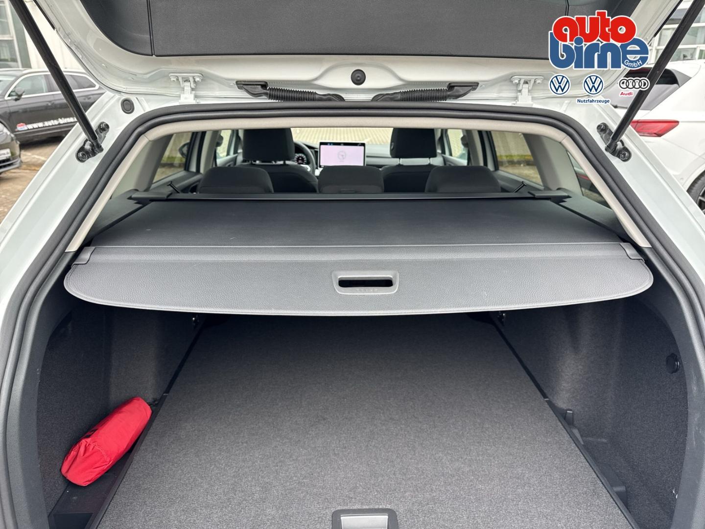 Volkswagen Golf 1.5 eTSI Golf VIII Life Variant