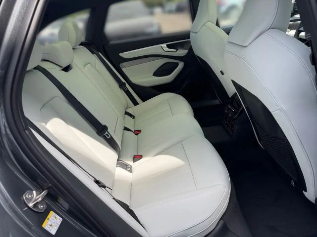 Audi A6 Quattro S-Tronic