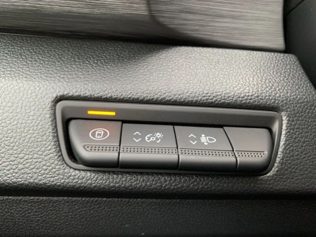 Renault Trafic Blue Grand Spaceclass