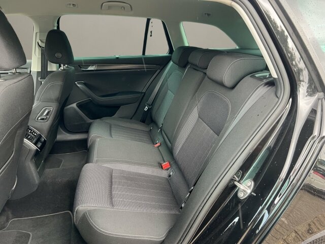 Skoda Superb 2.0 TDI Combi Style Style