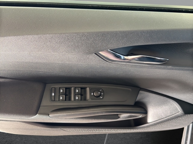 Skoda Fabia 1.0MPI 5-Gang *LED*SHZ*Bluetooth*PDC