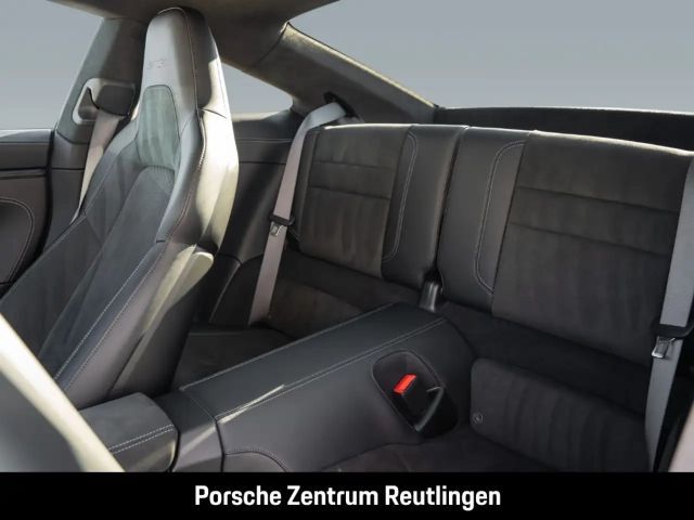 Porsche 992 4 Carrera Coupé GTS