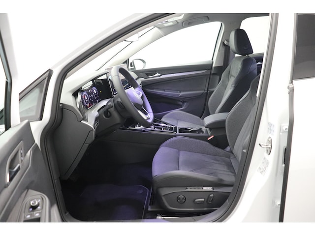 Volkswagen Golf 1.5 eTSI DSG Style Variant