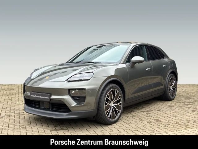 Porsche Macan 4