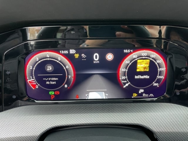 Volkswagen Golf 2.0 TSI DSG Golf VIII