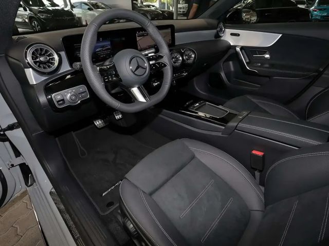 Mercedes-Benz A 200 AMG Line