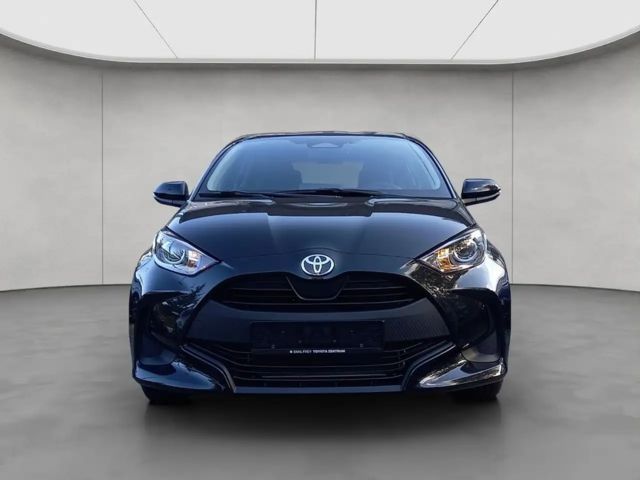 Toyota Yaris Business Hybride
