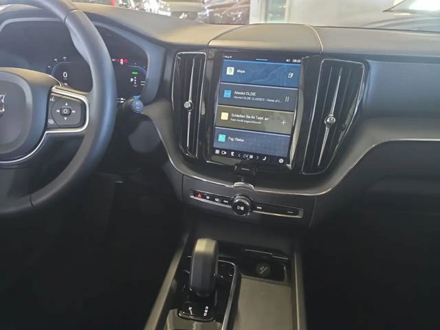 Volvo XC60 AWD Core Recharge T8