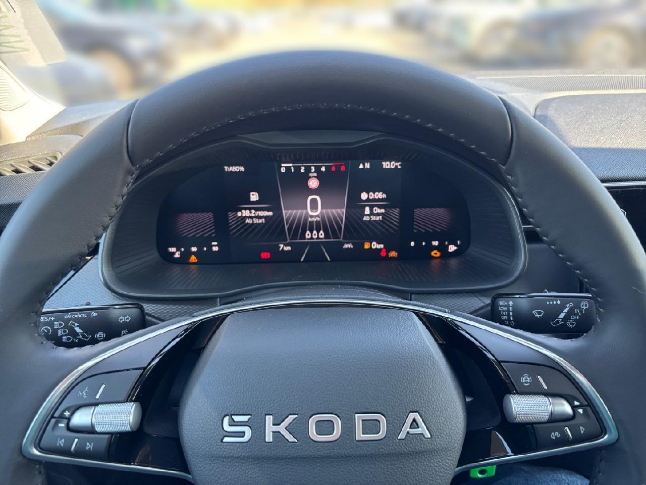 Skoda Scala Essence 1,0 TSI 85kW *SHZ;SmartLink*