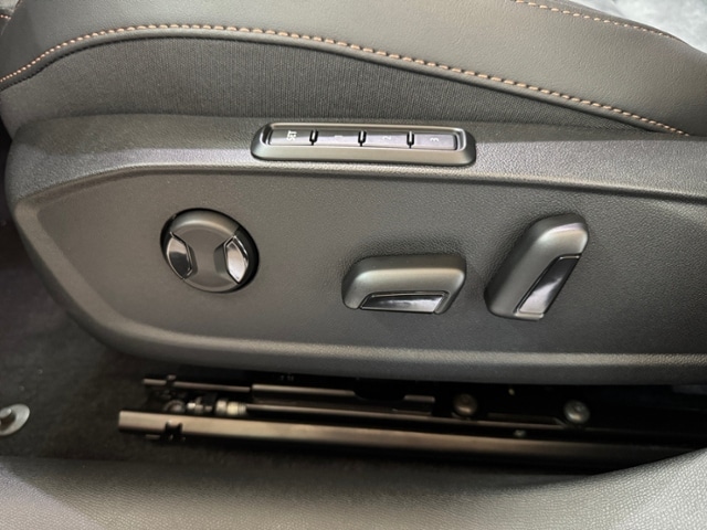 Cupra Formentor 1.5 eTSI MATRIX DCC Sennheiser