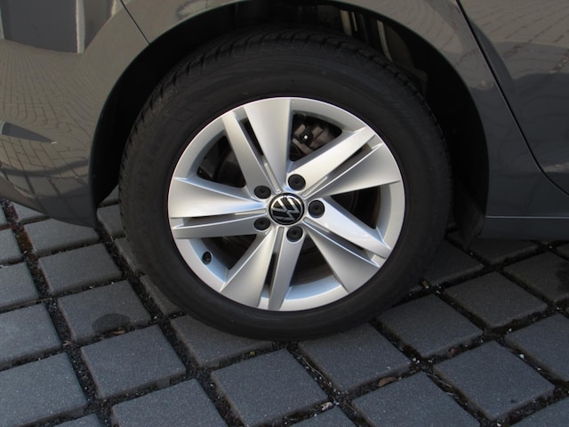 Volkswagen Golf 1.0 TSI DSG Life