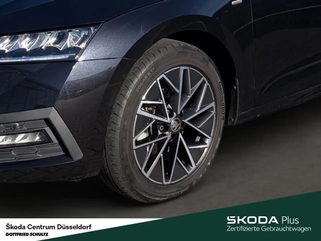 Skoda Octavia Clever Combi