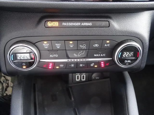 Ford Kuga Plug in Hybrid ST Line X