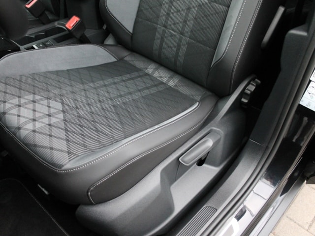 Volkswagen T-Roc 1.5 TSI DSG R-Line