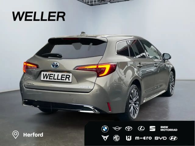 Toyota Corolla Hybride Team D