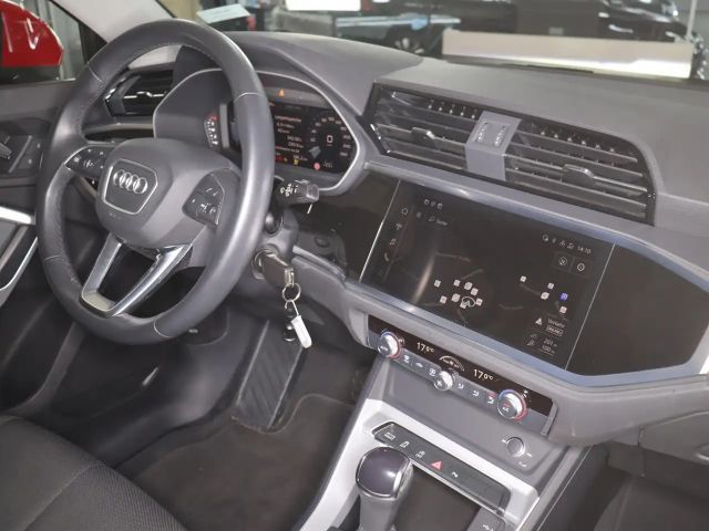 Audi Q3 35 TDI S-Tronic