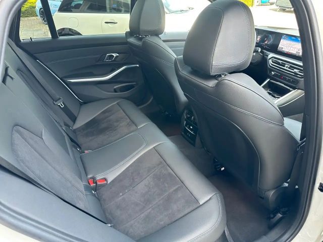 BMW 320 320d M-Sport Touring