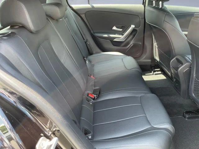 Mercedes-Benz A 180 Progressive