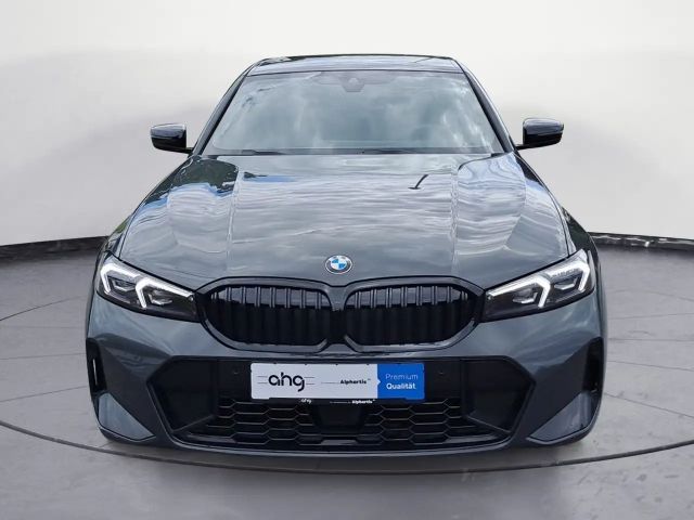 BMW 330 330i M-Sport Sedan xDrive