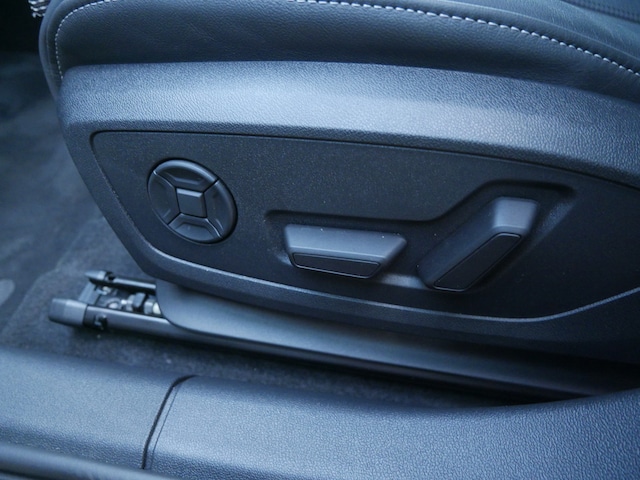 Audi S3 Quattro S-Tronic Sedan