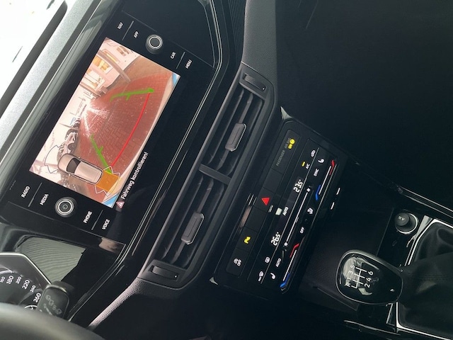 Volkswagen T-Cross 1.0 TSI R-Line Style