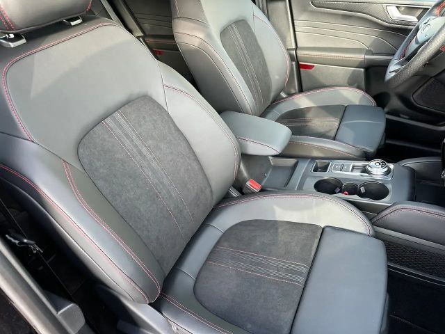 Ford Kuga Hybrid ST Line X