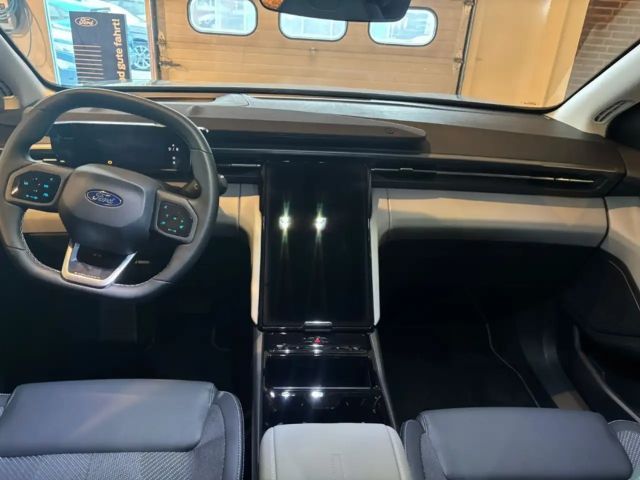 Ford Explorer Extended range