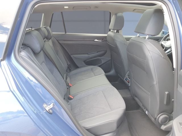 Volkswagen Golf 1.5 eTSI DSG Style Variant