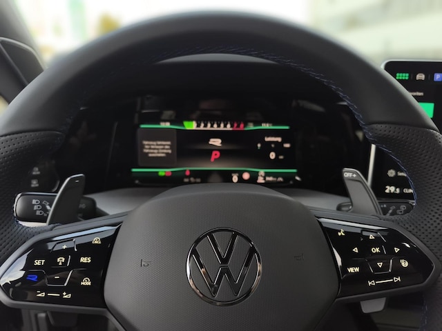 Volkswagen Golf 2.0 TSI Golf VIII