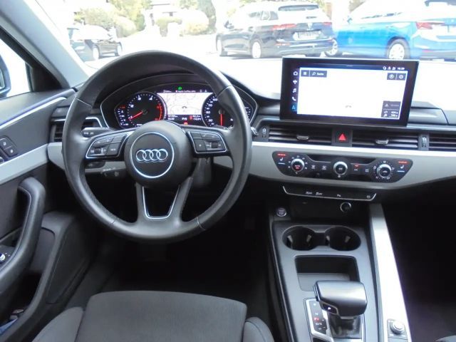 Audi A4 30 TDI