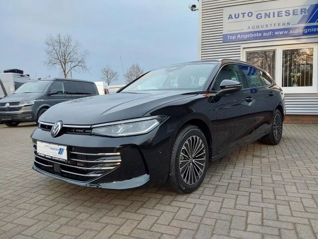 Volkswagen Passat 1.5 eTSI DSG Variant