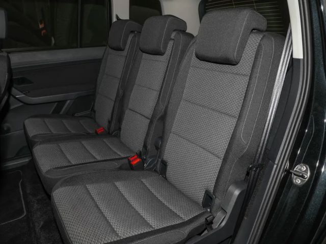 Volkswagen Touran 1.5 TSI DSG R-Line