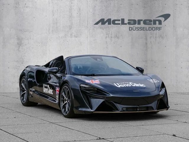 McLaren Artura Spider