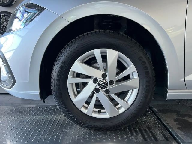 Volkswagen Polo 1.0 TSI IQ.Drive Style