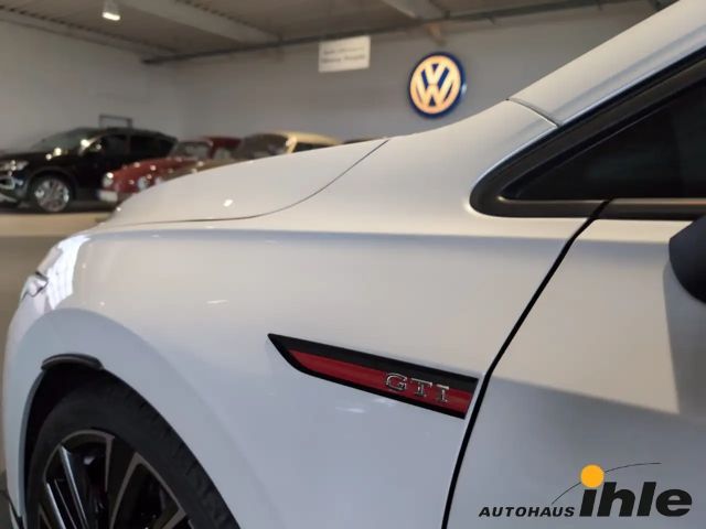Volkswagen Golf DSG GTI Golf VIII Style
