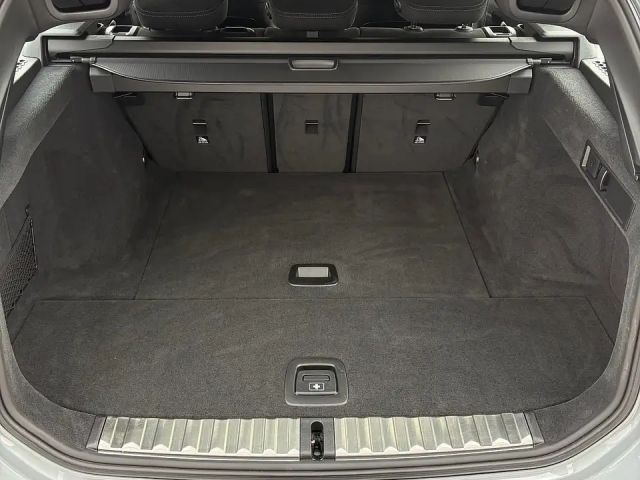 BMW 330 330i Touring xDrive