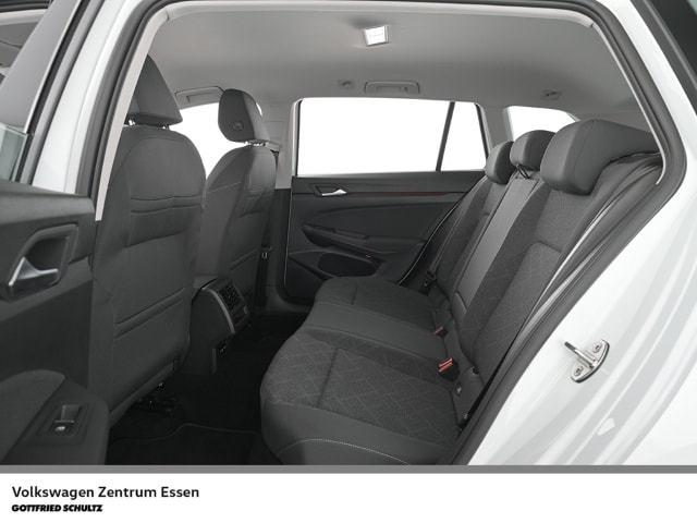 Volkswagen Golf Life Variant