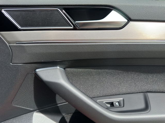 Volkswagen Passat 2.0 TSI Variant