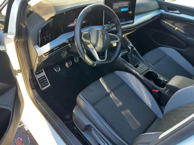 Volkswagen Golf 1.5 TSI