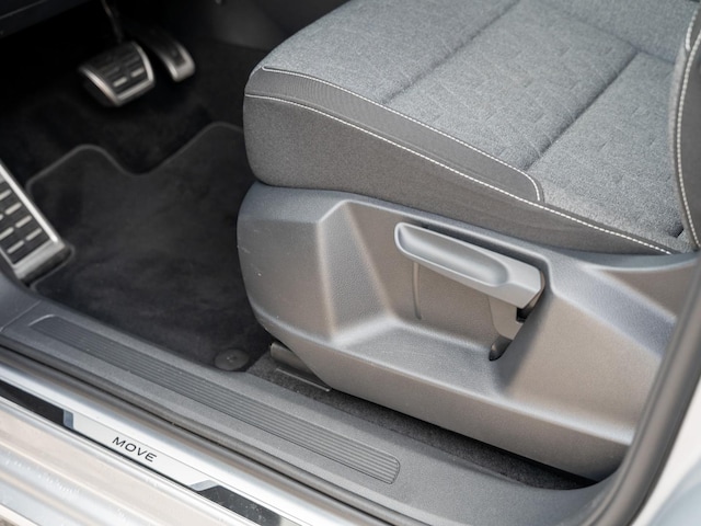 Volkswagen Touran 1.5 TSI DSG ACC FLA KeyLess AkustikGlas