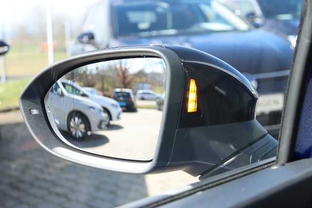 Volkswagen Golf 2.0 TSI