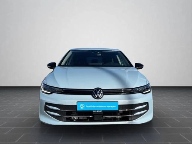 Volkswagen Golf 1.5 eTSI DSG Golf VIII